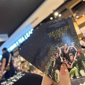 Vente en gros impression recto verso personnalisée papier holographique paillettes voyage air cinéma photo kpop billet de cartes photo bannière - Product Image 6