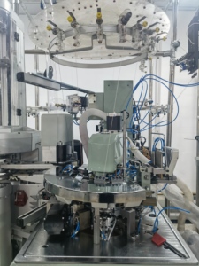 Máquina de Tejer Calcetines de 9 Colores y 6 Actuadores con Enlace Automático, Cilindro de 3 3/4 con Sistema Mingde de China-Top - Product Image 4