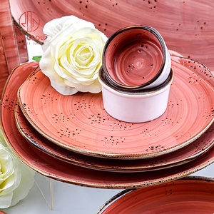 Vajilla de Porcelana Roja Resistente a las Manchas, Popular y Moderna, Juego de <span class=keywords><strong>Platos</strong></span> <span class=keywords><strong>para</strong></span> Comedor, Bodas, <span class=keywords><strong>Platos</strong></span> <span class=keywords><strong>para</strong></span> Aperitivos Indios - Product Image 4