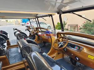 Voiture Classique Rétro Entièrement Personnalisée – Offre Spéciale : Design Personnalisé pour Défilés de Mariage et Visites de Sites Touristiques - Product Image 3