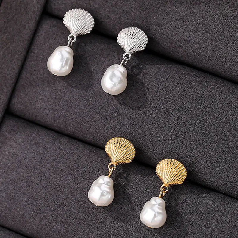 Bonito Atacado 925 Sterling Silver 18K Banhado A Ouro Shell Forma Pérola Gota Dangle Stud Earrings para Mulheres