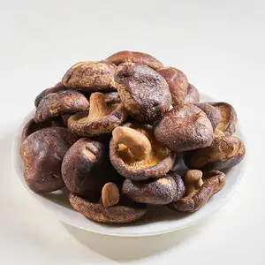 Keripik sayuran goreng vakum renyah shiitake keripik jamur makanan ringan vf shiitake jamur kering Chip shiitake