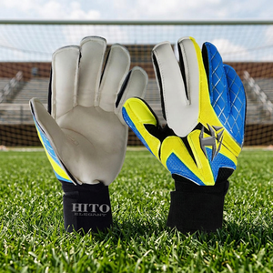 Comfortable Football Soccer Goalkeeper Gloves Sports Professional Goalkeeper Gloves Backhand Sublimation Print Removable Strap - Product Image 4