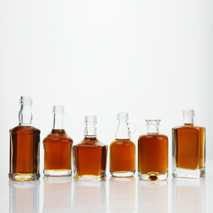 Mẫu Miễn Phí Nhãn Hàng Theo Yêu Cầu Chai Thủy Tinh Mini Rỗng <span class=keywords><strong>50</strong></span> <span class=keywords><strong>Ml</strong></span> 100Ml 200Ml 350Ml 750Ml Cho Rượu <span class=keywords><strong>Vodka</strong></span> Rượu Mạnh - Product Image 3
