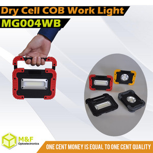 <span class=keywords><strong>10W</strong></span> AA Pin Hoạt Động Di Động COB Ánh Sáng Làm Việc Với Có Thể Điều Chỉnh Móc Áo Và Đứng Cơ Sở - Product Image 6