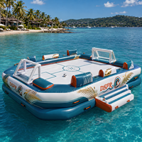 Plateforme flottante gonflable OEM pour terrain de football aquatique, château flottant pour complexes hôteliers, parcs aquatiques et entreprises de location d'événements en extérieur