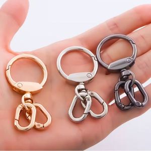 Porte-clés pendentif en métal pour sac de voiture, design original, avec mousqueton, pour la vente en gros transfrontalière, cadeau et décoration - Product Image 2