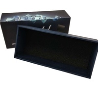 Boîte cadeau en carton rigide noir de luxe avec logo imprimé personnalisé, matériaux recyclés et finition mate pour l'emballage cosmétique