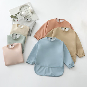 Nieuwe aanwinst: aanpasbare, waterdichte baby-slabbetjes voor peuters, BPA-vrij, makkelijk schoon te maken, voedingseschort met lange mouwen, ademend PU - Product Image 4