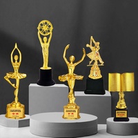 Yiwu Collection Trophée Professionnel Cadeau Médailles Et Trophées Personnalisés Chine Prix En Gros Prix Plaque D'or Trophée