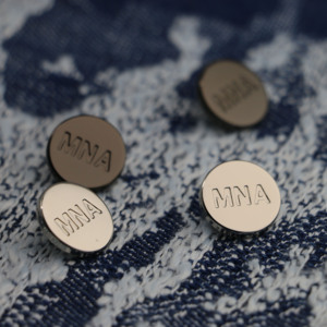 Chất Lượng Cao Tùy Chỉnh Quần Áo Phụ Kiện Thân Thiện Với Môi Mạ Điện Nút May Cho Hàng May Mặc Tùy Chỉnh Nút - Product Image 1