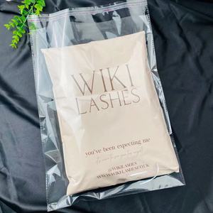 Sac en OPP transparent de haute qualité, logo personnalisé imprimé, sac en plastique pour emballage de t-shirts, sac pour vêtements avec ruban adhésif - Product Image 3