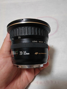 เลนส์ซูมมุมกว้างพิเศษ Canon EF 20-35mm f/3.5-4.5 USM ฟูลเฟรม สภาพดี มือสอง - Product Image 1