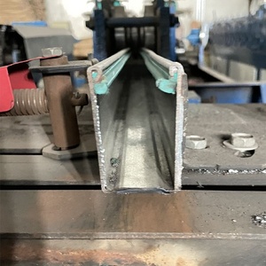 Thanh Ray Dẫn Hướng Cửa Cuốn Màu Tùy Chỉnh Dải Cao Su Không Ồn Để Cuộn Lên Cửa - Product Image 6