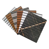 Paneles de Techo de PVC Impermeables Modernos de 8 mm con Diseño de Franjas Falsas para Cocina, Dormitorio, Comedor - Uso Doméstico