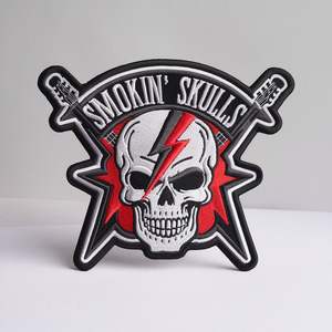 Großhandel Individuelle Westen mit Aufbügelbaren Bestickten Stoffaufnähern für Rockbands und Musikmotive - Product Image 3