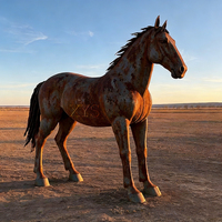 Sculpture de jardin moderne en acier corten de grande taille, statue de cheval grandeur nature, marque Xinyesheng, personnalisable pour la décoration paysagère extérieure