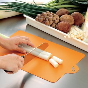 Flexible <b>Plastic</b> Cutting Board Rectangle Anti Slip For <b>Kitchen</b> Use PP Material Dishwasher Safe Green Color - Product Image 4