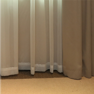 100% polyester mềm dập nổi Jacquard in chống cháy màn cách nhiệt Xếp Nếp điều trị cửa sổ Rèm cửa - Product Image 4