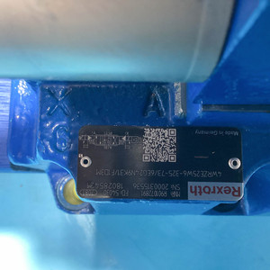 R901072891 4WRZE25W6-325-7X/6EG24N9K31/F1D3M วาล์วควบคุมทิศทางแบบสัดส่วน 4/3 ทาง NG25 แบบควบคุมด้วยไพล็อตไฮดรอลิก - Product Image 2