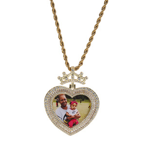 Popular personalizado Acero inoxidable medallón memoria corona collar colgantes chapado en <span class=keywords><strong>oro</strong></span> marco <span class=keywords><strong>de</strong></span> fotos grabado <span class=keywords><strong>con</strong></span> <span class=keywords><strong>cadena</strong></span> <span class=keywords><strong>de</strong></span> cuerda - Product Image 5