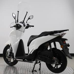 <span class=keywords><strong>Scooter</strong></span> à Essence <span class=keywords><strong>50cc</strong></span> Certifié CE & E-mark avec Moteur Refroidi par Eau Capacité de Charge 150kg pour Trajets Urbains - Product Image 5