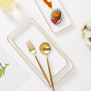 Assiette en céramique blanche de qualité supérieure avec bordure dorée pour la maison, le café, le thé de l'après-midi, les collations, les desserts, les services quotidiens et la décoration de table décontractée - Product Image 4