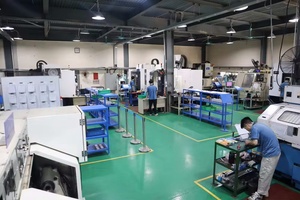 قطع غيار CNC، خدمات النماذج الأولية السريعة للمعادن، تصنيع مخصص للتيتانيوم والنحاس والفولاذ المقاوم للصدأ والألومنيوم، خدمات الخراطة والتفريز - Product Image 5