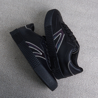 Chaussures de skate décontractées pour hommes, dessus en cuir PU avec détails métalliques brillants, semelle en PVC