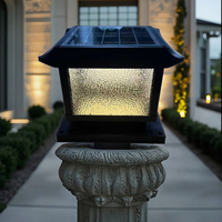 Lampe LED solaire murale extérieure IP44 étanche avec un angle de faisceau de 360° et une lumière blanc chaud pour parc à thème
