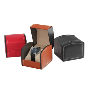 Caja de Reloj de Cuero Negra y Roja Personalizada con Logotipo, Económica y Exclusiva, Resistente a Impactos, para Uso en Exteriores - Product Image 1