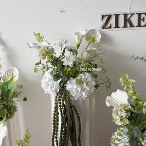 Decoración <span class=keywords><strong>de</strong></span> Escenario <span class=keywords><strong>para</strong></span> Eventos con Flores Verdes, Hortensias Artificiales, Ramo <span class=keywords><strong>de</strong></span> <span class=keywords><strong>Boda</strong></span>, Lirios <span class=keywords><strong>de</strong></span> Cala Borgoña, Centro <span class=keywords><strong>de</strong></span> <span class=keywords><strong>Mesa</strong></span> con Flores <span class=keywords><strong>de</strong></span> Anturio - Product Image 3