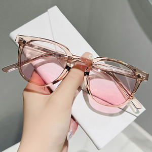 Fabriek Groothandel De Nieuwe Modieuze Blush Frame Mannen En Vrouwen Gradiënt Roze Uv-Resistente Bril - Product Image 3