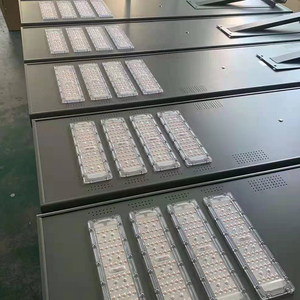 Đèn đường Jiangsu thiết kế mới <span class=keywords><strong>2025</strong></span>, chống nước IP66, đèn LED 50W-200W, có tùy chọn năng lượng mặt trời từ 100W-200W - Product Image 6