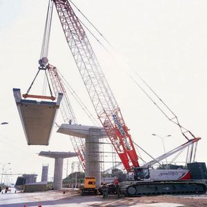 70T Kh500 Grue Sur Chenilles <span class=keywords><strong>Pour</strong></span> Philippine Nck Grues Sur Chenilles Grue Sur Chenilles Revit <span class=keywords><strong>Famille</strong></span> - Product Image 4