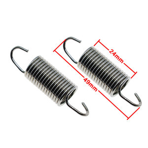 Ressort pour four à micro-ondes American D, 49 mm x 24 mm, extrémités crochettées pour remplacement du loquet de porte - Product Image 1