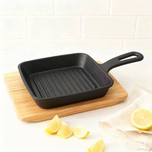 Plancha de cuisson BBQ pliable carrée écologique Zunck en fonte sans revêtement, design classique, acier au carbone, poignée en bois, four - Product Image 4