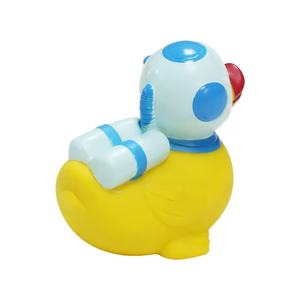Jouets de bain pour bébé en caoutchouc de plongeur imprimés sur mesure pour enfants Jouet de baignoire unique avec des motifs amusants - Product Image 5