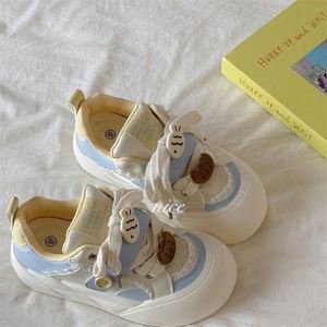Zapatillas Blancas de Moda para Mujer, Diseño Original de Pez Gato para Verano 2025, Suela Gruesa Elevada, Estilo Casual Deportivo y Versátil - Product Image 5