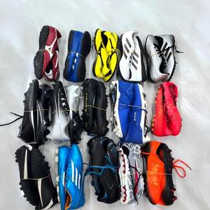 Chaussures de football d'occasion, chaussures de seconde main, marque indienne, vente de liquidation d'usine, chaussures usagées - Product Image 2