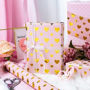 Rollo de Papel de Regalo con Corazones en Oro Rosa, 46.8 Pies Cuadrados, Reversible, para Bodas, Aniversarios, Manualidades y Empaque - Product Image 5