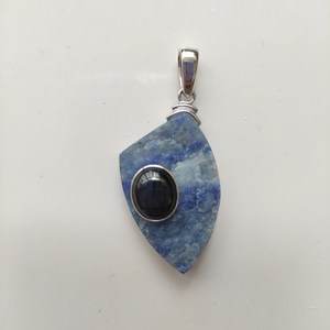 Pendentif en argent 925 avec sodalite et agate noire - Product Image 1