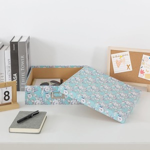 Boîte de rangement pour photos recouverte d'un motif floral, idéale pour le rangement d'albums et personnalisable selon vos besoins - Product Image 4