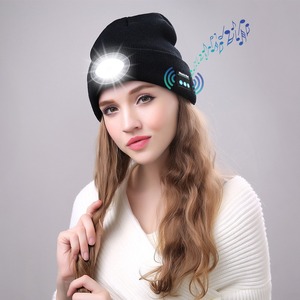 Bonnet LED Bluetooth tricoté chaud avec <span class=keywords><strong>lampe</strong></span> frontale ovale, revers pliable, en acrylique doux pour adulte, idéal pour le cyclisme, la course et la randonnée - Product Image 3