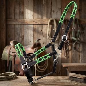Harnais de cheval de qualité supérieure, vert et noir à motifs, réglable, avec cuir durable et quincaillerie métallique robuste - Product Image 3