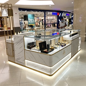 ตู้โชว์กระจกสำหรับร้านเครื่องสำอางน้ำหอม การออกแบบตกแต่งภายในร้าน ปรับแต่งได้ทั้งห้อง ชั้นวางโชว์น้ำหอม ตกแต่งร้าน - Product Image 4