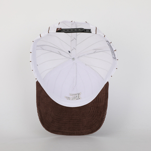 Gorra de Béisbol Clásica de Alta Calidad, Personalizada, Bordado 3D, Estilo Retro, con Correa Ajustable y Patrón de Rayas, Color Blanco y Marrón, de Pana - Product Image 6