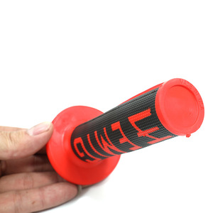 ZUQING Handlebar Grips HB204 Anti Slip Wear Resistant Motorcycle Parts Universal Fit - Product Image 2