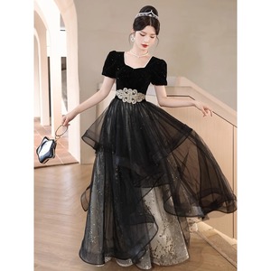 Black Evening Gown Long Sleeve Sweetheart Neckline A-Line Vintage Style Banquet Dress Women's Formal Wear - Product Image 3