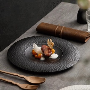 Plato de <span class=keywords><strong>cena</strong></span> de lujo creativo en blanco y negro de porcelana de estilo francés, juegos de <span class=keywords><strong>CENA</strong></span> DE China para restaurante, plato plano de vajilla - Product Image 3